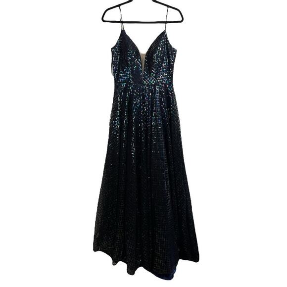 Mac Duggal Plunging Neckline Sequin Long Party Dress Black Iridescent Size 4 - Picture 12 of 13